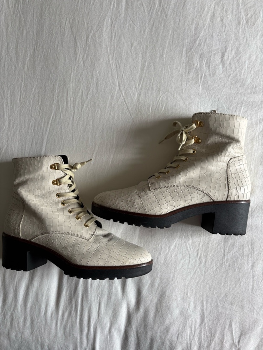 Lace Up Combat Boots Size 42 - Picture 9 of 12